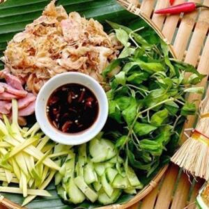 Tré cuốn bánh tráng với các loại rau